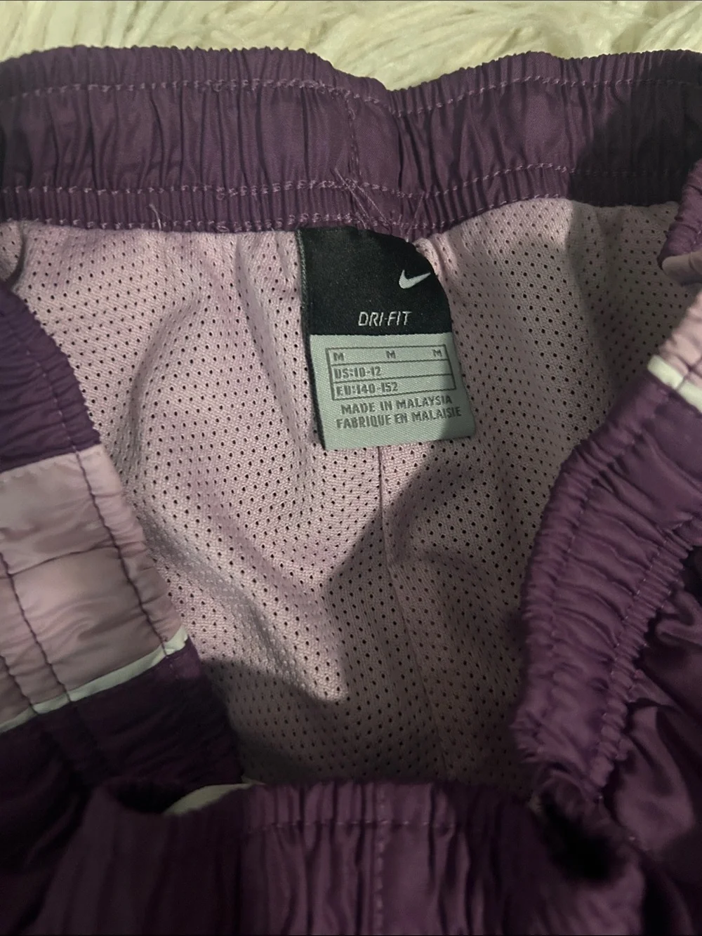 Nike Kids 10/12 girls Purple retro style Windbreaker Jacket and Track Pants Set - Picture 6 of 7
